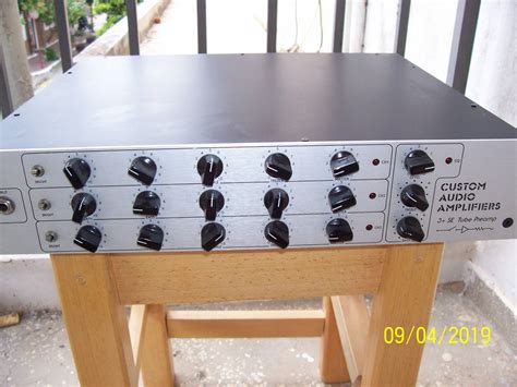 Custom Audio Amplifiers CAA 3+SE 1999 SILVER Amp For Sale Takis Wood Store And Rare Instruments