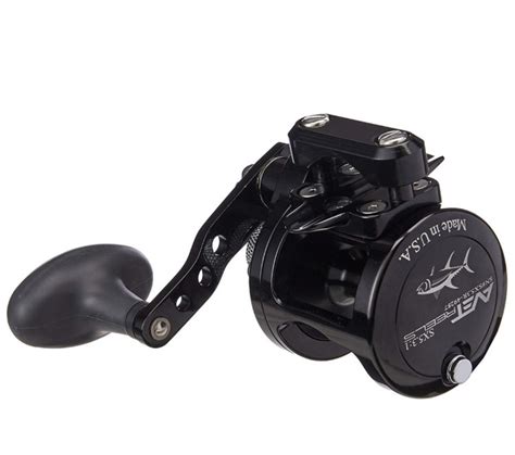 Avet Lever Drag Conventional Reel - Captain Content