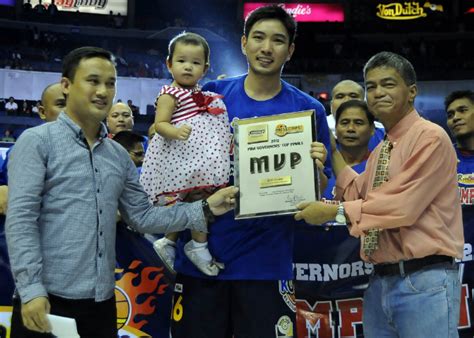 Rain or Shine Elasto Painters capture first PBA title | GMA News Online