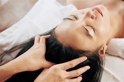 Main Benefits of Scalp Massage — Spa Theory
