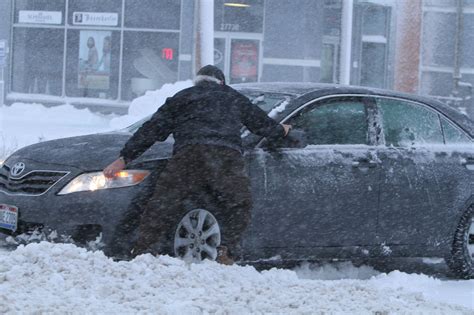 ODOT has 300 trucks plowing Northeast Ohio highways as winter storm continues - cleveland.com