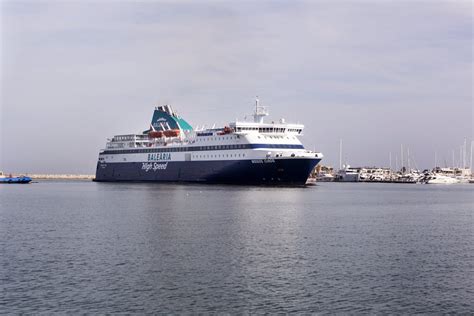 Baleària refuerza la conexión entre Menorca y Barcelona con un nuevo ferry