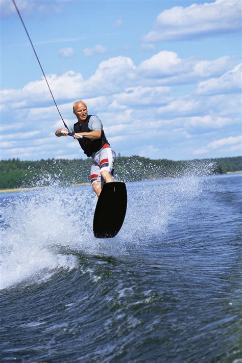 wake boarding - Many Voices. One Heart