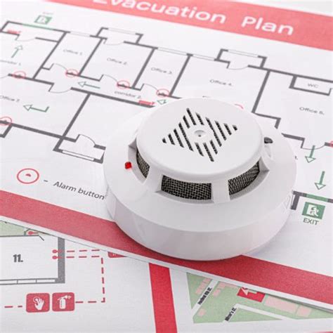 Smoke Alarm Installation Service Southern Downs | Glenn Com