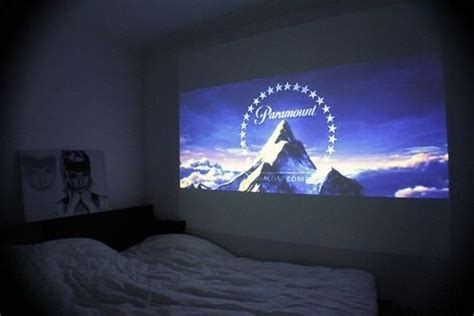 Small Bedroom Projector Setup : Projector in bedroom home cinema ...