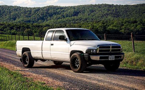 1995-dodge-ram-2500-cummins-925000-miles - The Fast Lane Truck