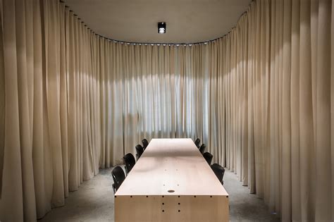 Gallery of (un)curtain office / dekleva gregoric architects - 5