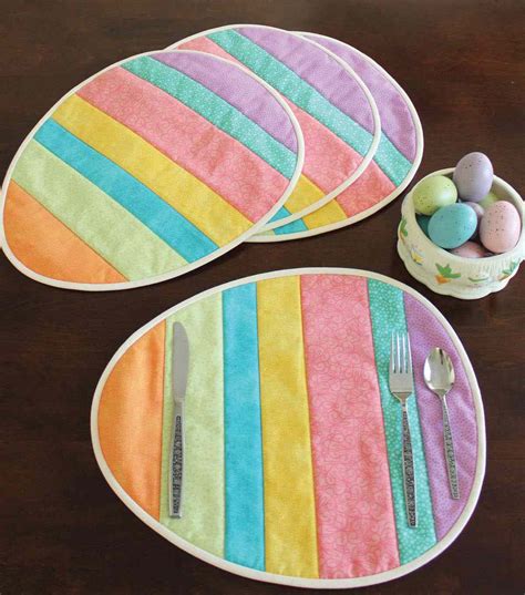 These Easter Egg Placemats Are So Easy - Quilting Digest