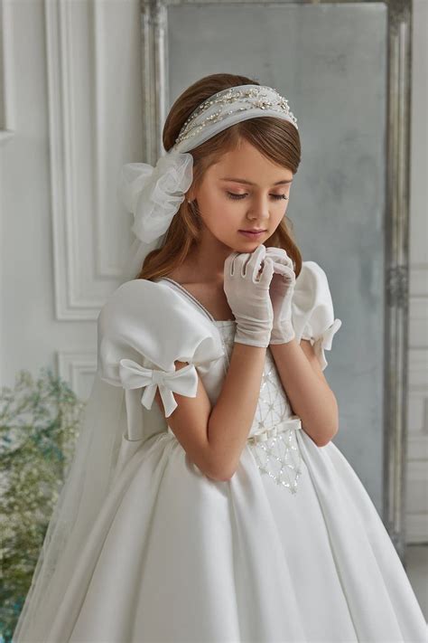 Girls Plain Tulle Gloves