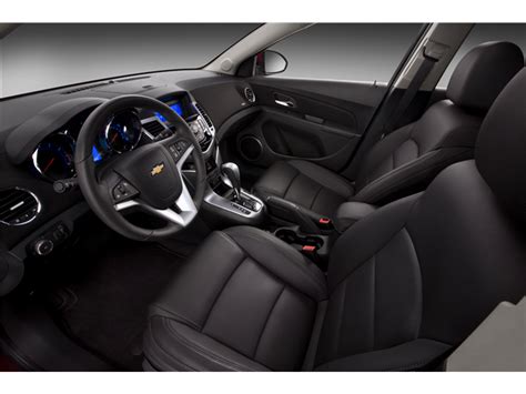 2015 Chevrolet Cruze: 50 Interior Photos | U.S. News