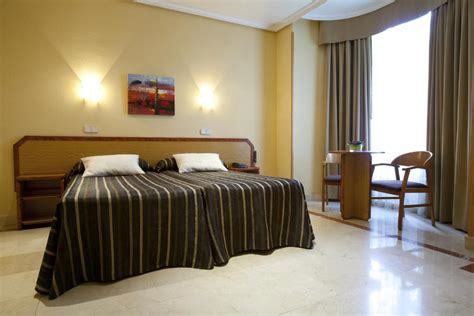 Hotel Mediodia in Madrid - Room Deals, Photos & Reviews