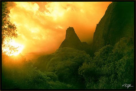 Iao Needle Sunset Maui – Hawaiipictures.com