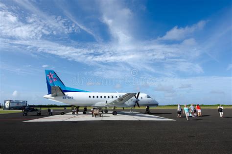 Air Rarotonga - Cook Islands Editorial Stock Image - Image of oceania, exiting: 35076659