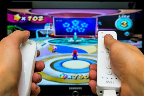 Can You Use Wii Controllers On Nintendo Switch? | Tech Devised