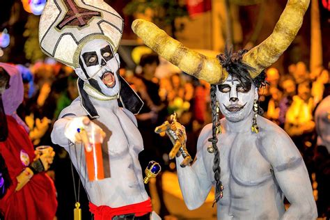 Santa Cruz Carnival de Tenerife 2022 - Travel Begins at 40