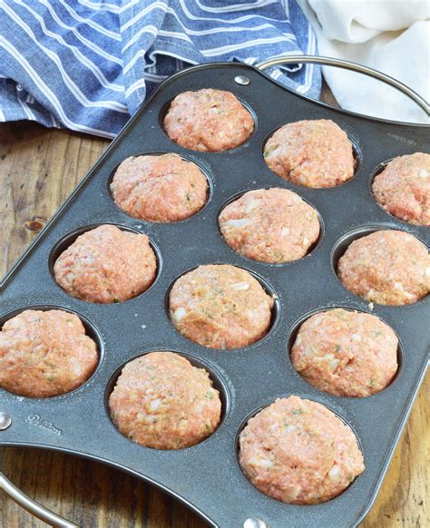 Glazed Meatloaf Muffins - WonkyWonderful