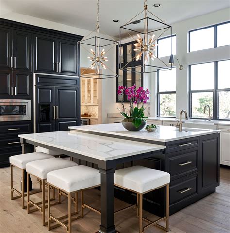 Black, White and Gold Transitional Kitchen with European White Oak Floors | Interior design ...