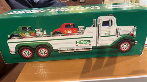 Hess truck 2022 unboxing - YouTube