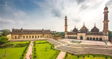 Awesome Road Trips from Delhi to Lucknow Including with Route, Distance, and Things to do