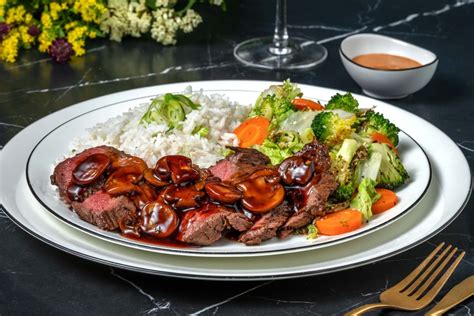 Teppanyaki-Inspired Striploin Steak Recipe | HelloFresh