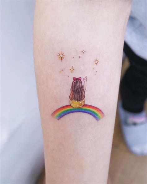 1,617 curtidas, 7 comentários - NEMO (@nemo.tattoo) no Instagram: “ 🌈👧🏻 . . . .” | Cute tattoos ...