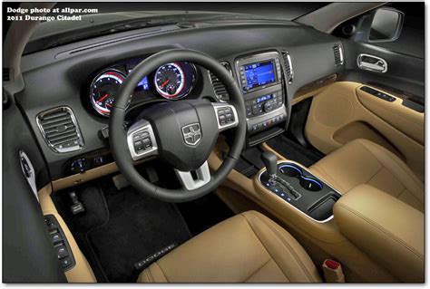 DODGE DURANGO - Review and photos