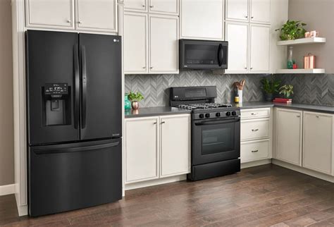 LG Matte Black Kitchen - The Sleek, Chic Kitchen Space You've Been ...