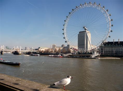 File:London , Westminster - River Thames and London Eye - geograph.org ...