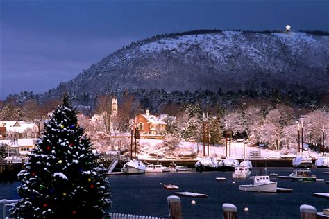 Camden, Maine, Christmas – Jim Dugan