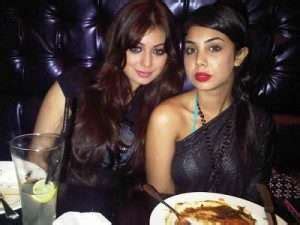 Ayesha Takia family, childhood photos | Celebrity family wiki