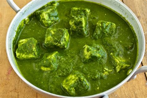 Palak Paneer Recipe, How to make Palak Paneer Recipe - Vaya.in