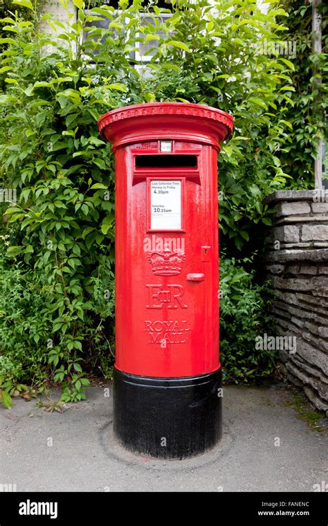 British red post box Stock Photo - Alamy