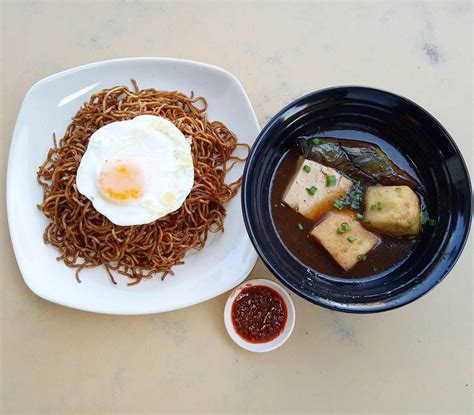 The famous Mee Tauhu in Tawau. Actually we had no idea what this dish was about but asking the ...