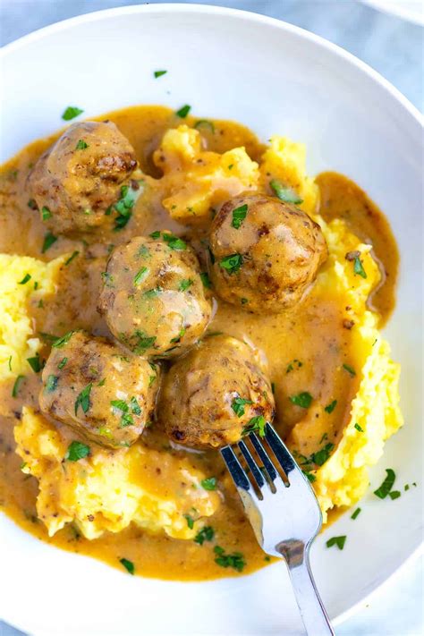 Easy Swedish Meatballs Recipe