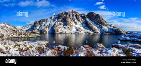 Fishing village in the Lofoten Islands Stock Photo - Alamy