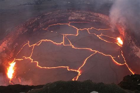 VIDEO: New Videos Capture Kilauea Volcano Lava Lake