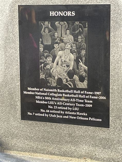 Pete Maravich Statue Officially Unveiled - Dandy Don’s LSU Sporting News