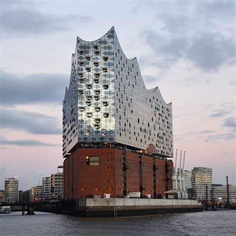 Exclusive pictures of the Elbphilharmonie in Hamburg - Anne Travel Foodie