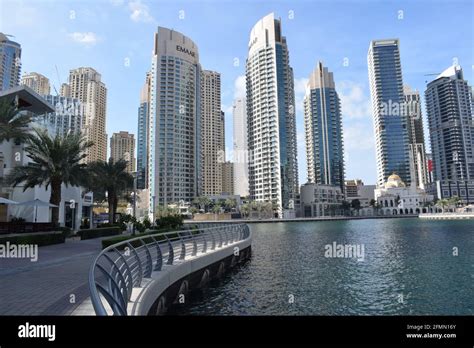 Dubai Marina walk Stock Photo - Alamy