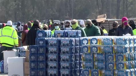 Texas winter storm aftermath: Water distribution continues, FEMA ...