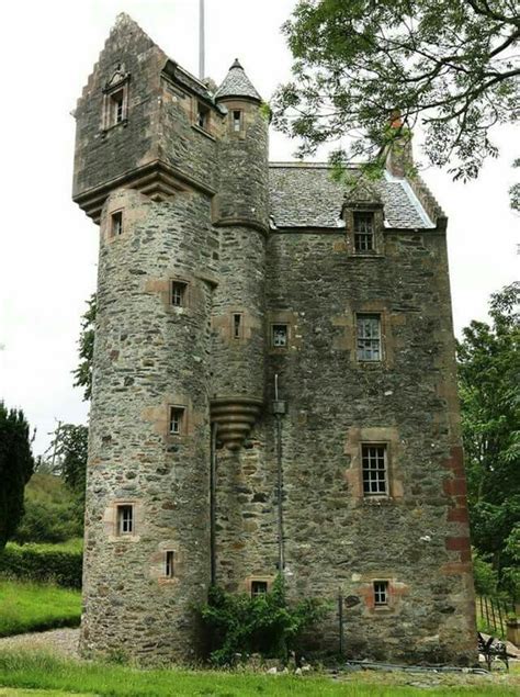 Western James Castle Isle of Bute | Scotland castles, Castle, Isle of bute