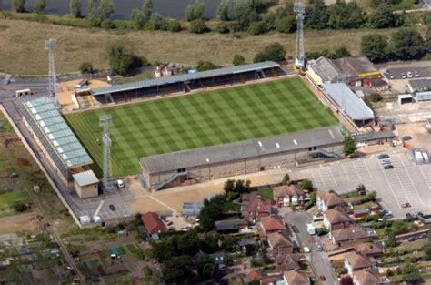 Cambridge United - Abbey Stadium - 10.847 tilskurer | Football stadiums, British football ...