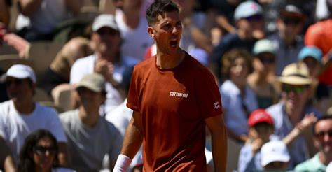 Kokkinakis beats Wawrinka in five - Tennis Majors