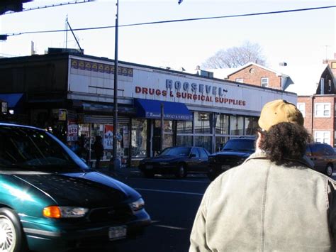 A Walk Down Roosevelt Avenue in Jackson Heights, Queens