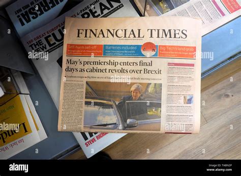 The london times newspaper front page hi-res stock photography and ...