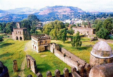 Discover - Ethiopia: FASIL GHEBBI (Royal Enclosure)