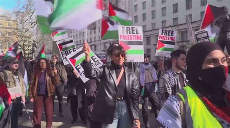 Pro-Palestine protest greets Israel's Netanyahu on London visit