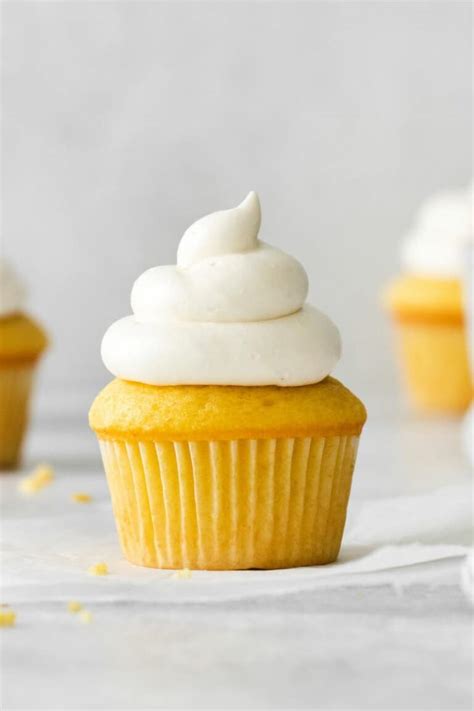 Cool Whip Cream Cheese Frosting | Everyday Family Cooking