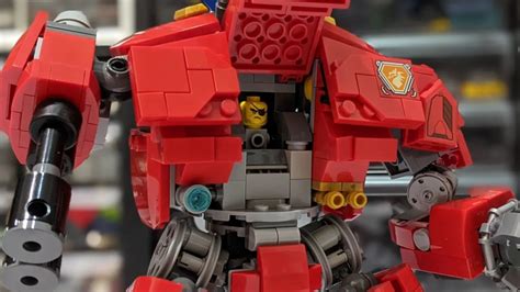 YouTuber shows how to make Lego Warhammer 40k dreadnought