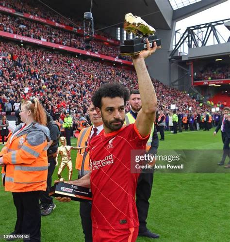 Mohamed Salah Golden Boot Photos and Premium High Res Pictures - Getty Images